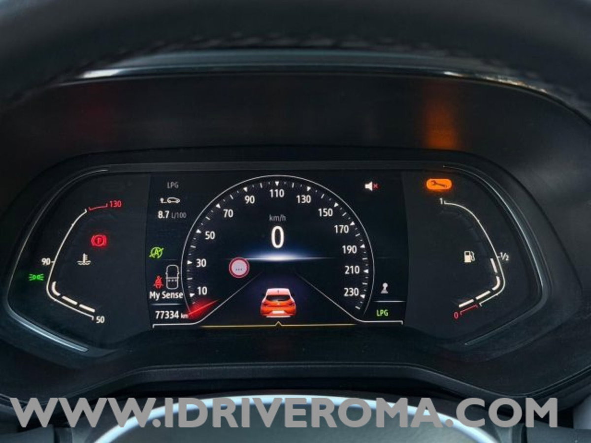 Renault Clio 1.0 tce Techno Gpl 100cv (13)