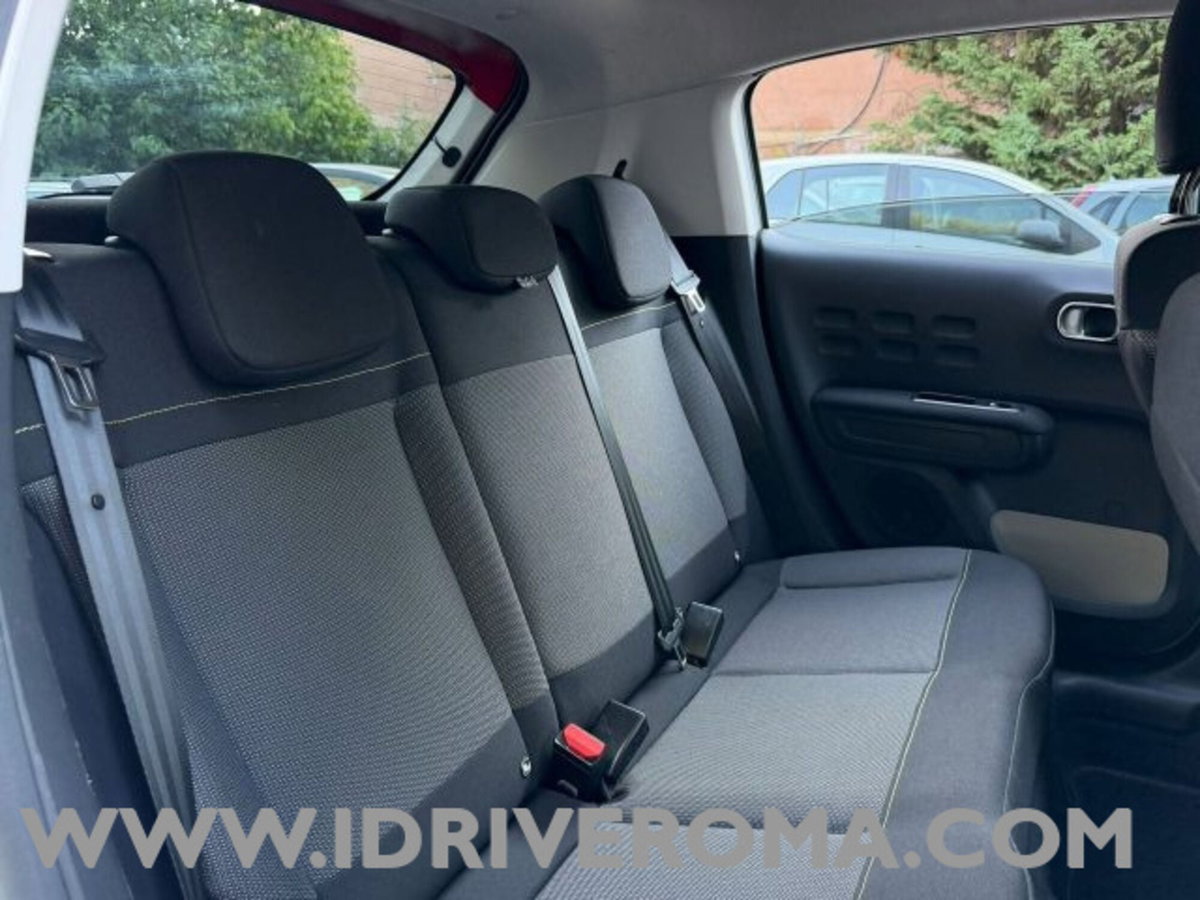 Citroen C3 PureTech 82 GPL Shine (9)
