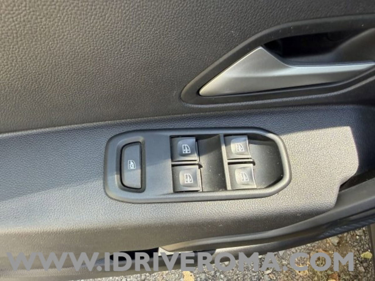 Dacia Duster 1.0 TCe GPL 4x2 Comfort DaciaPlus (12)