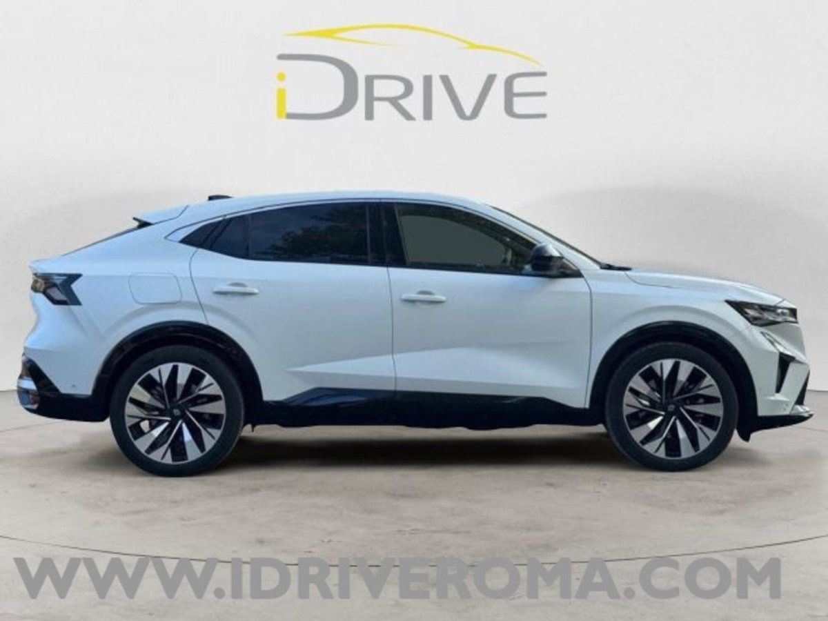Renault Rafale 1.2 full hybrid Techno 200cv auto (6)