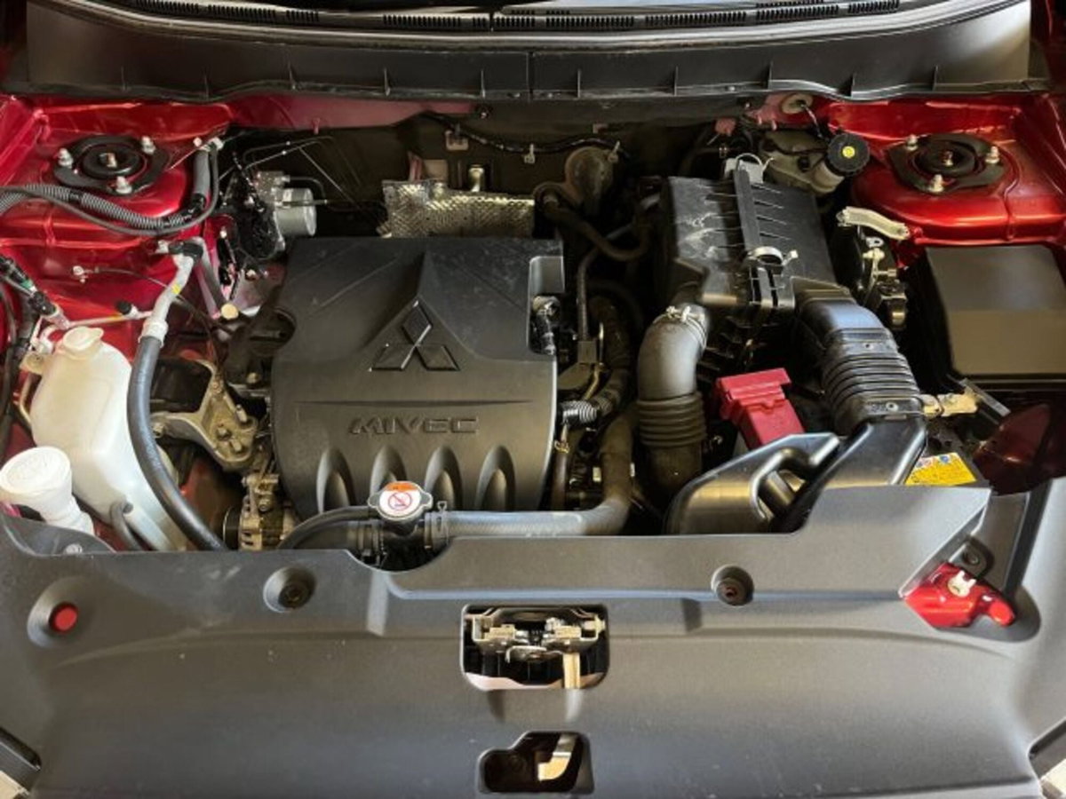 Mitsubishi ASX 1.6 2WD Inform (17)
