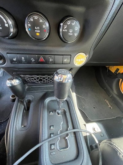 Jeep Wrangler Unlimited 3.6 V6 Sahara Auto (13)