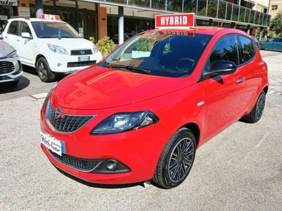 Lancia Ypsilon 1.0 FireFly 5 porte S&S Hybrid Ecochic Gold (19)