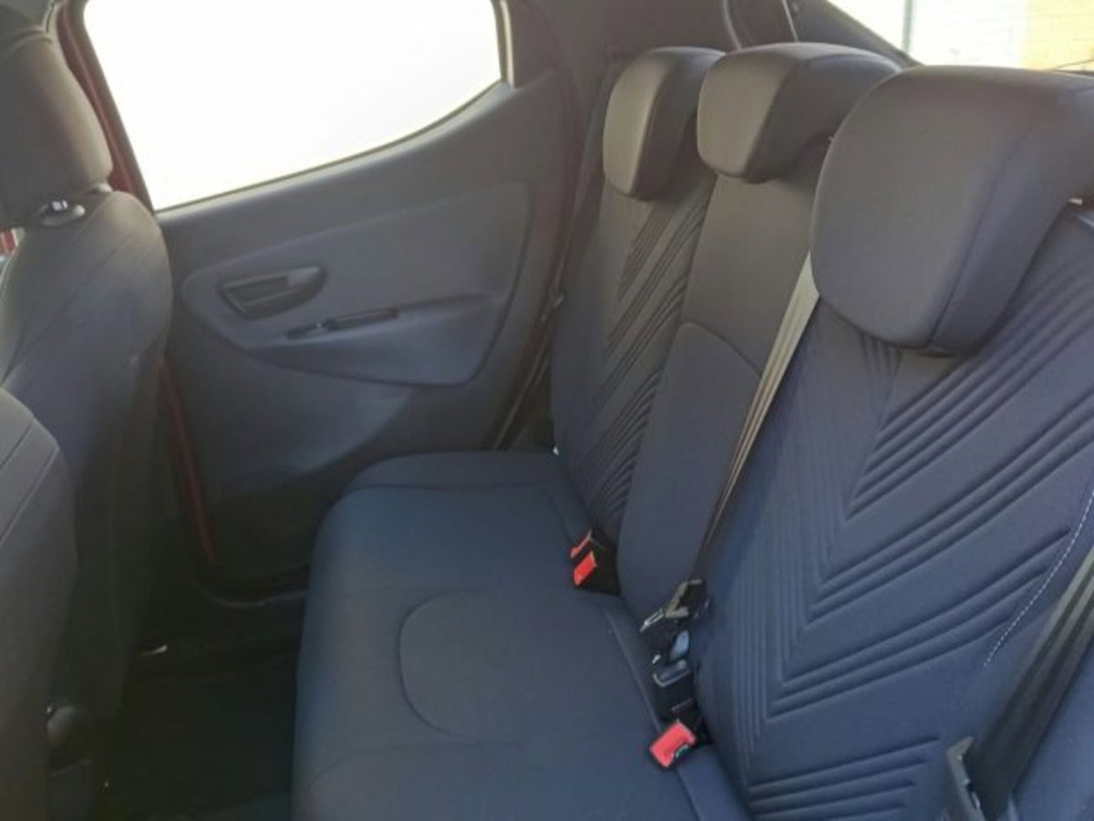 Lancia Ypsilon 1.0 FireFly 5 porte S&S Hybrid Ecochic Gold (20)