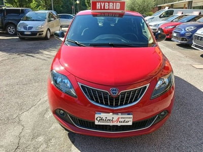 Lancia Ypsilon 1.0 FireFly 5 porte S&S Hybrid Ecochic Gold (3)