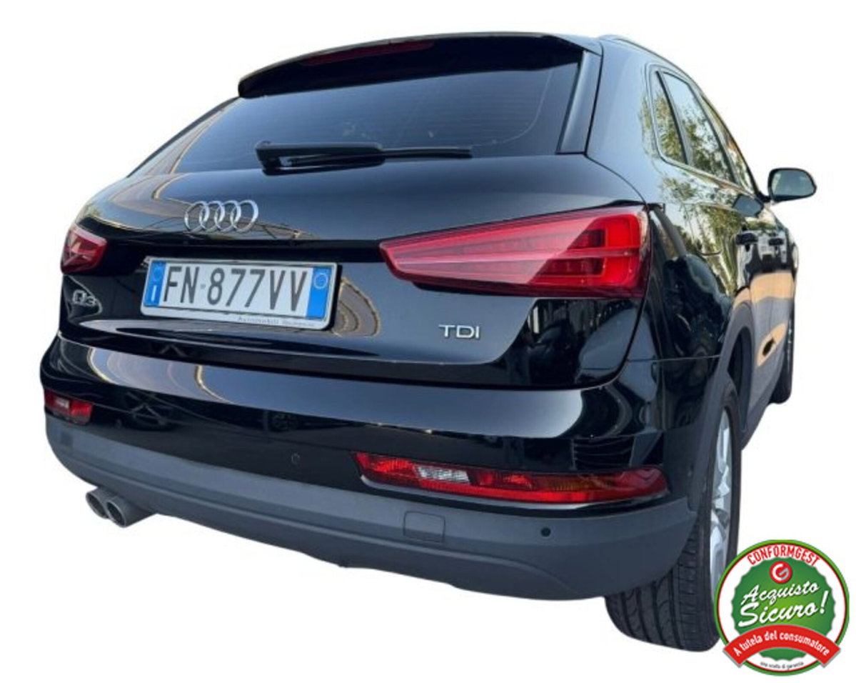 Audi Q3 2.0 TDI 120 CV Business (3)