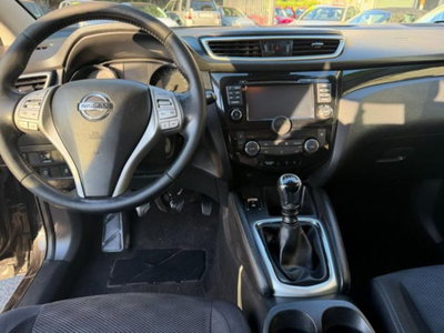 Nissan Qashqai 1.5 dCi N-Connecta (8)