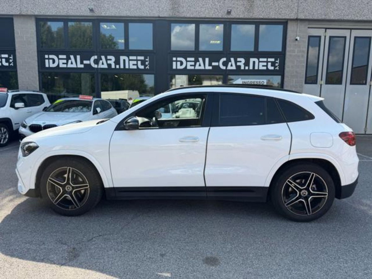 Mercedes-Benz GLA SUV 200 AMG Line Premium auto (2)