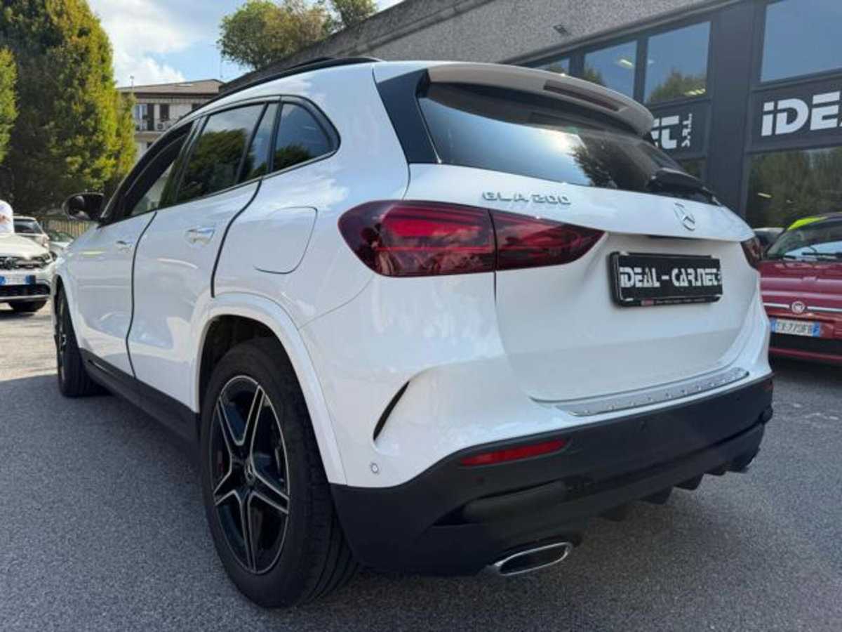 Mercedes-Benz GLA SUV 200 AMG Line Premium auto (3)