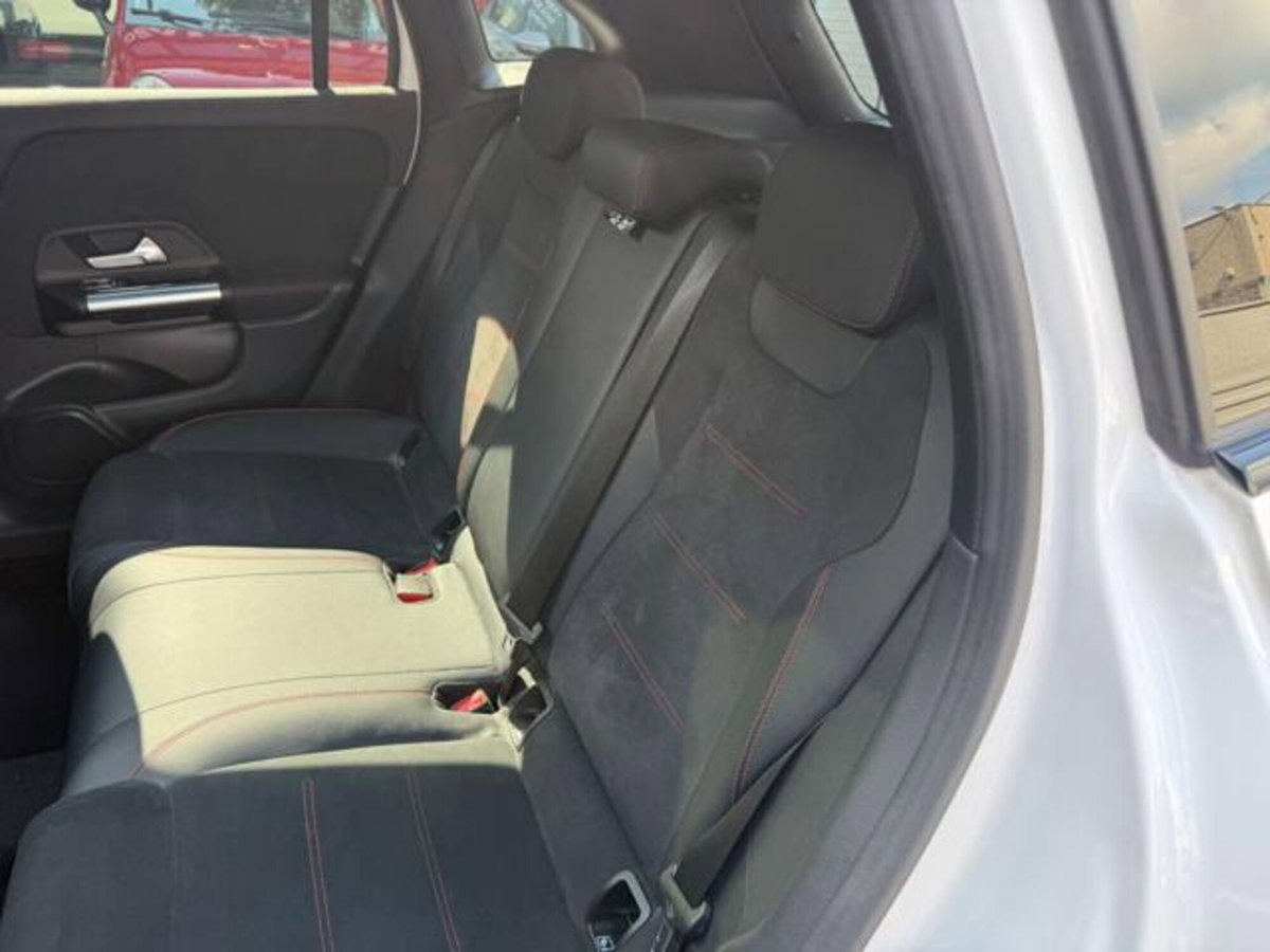 Mercedes-Benz GLA SUV 200 AMG Line Premium auto (7)