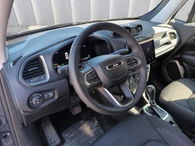 Jeep Renegade 1.5 turbo t4 mhev Summit 2wd dct (11)