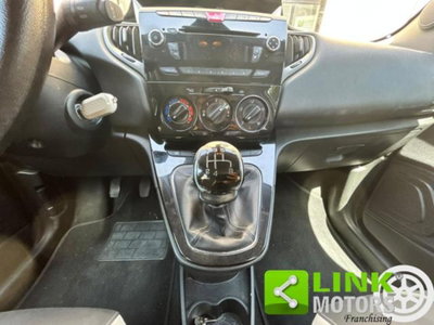 Lancia Ypsilon 0.9 TwinAir 85 CV 5 porte S&S Elefantino (10)