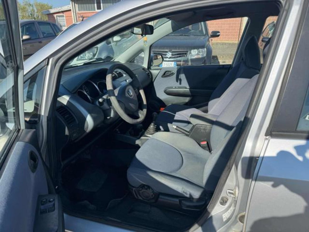 Honda Jazz 1.2 i-DSi 5p. (10)