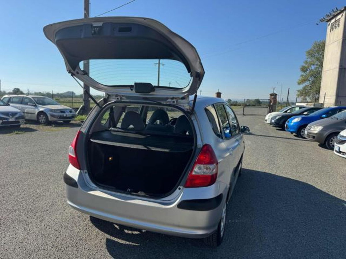 Honda Jazz 1.2 i-DSi 5p. (7)
