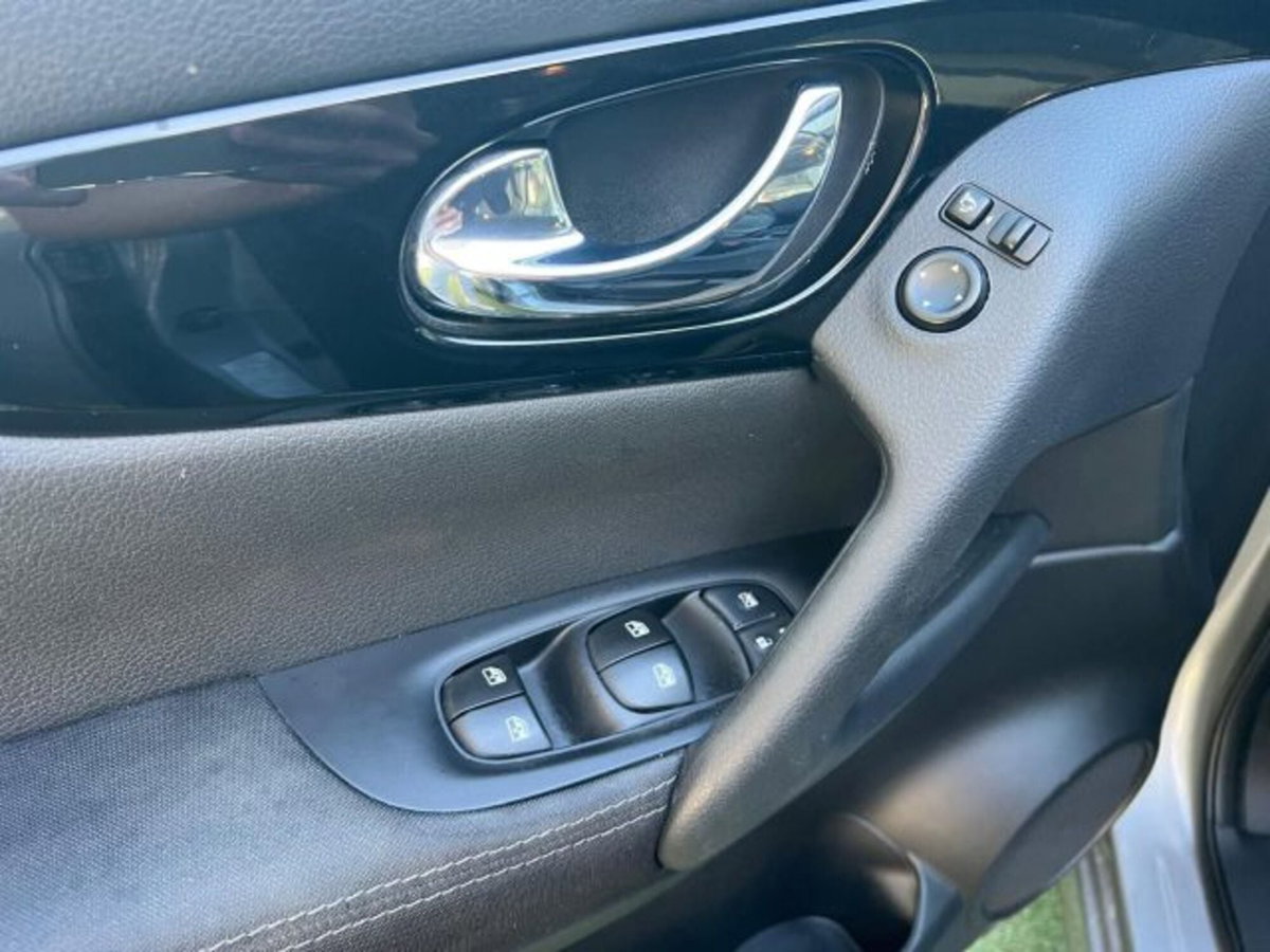 Nissan Qashqai 1.3 DIG-T 160 CV DCT N-Connecta (5)