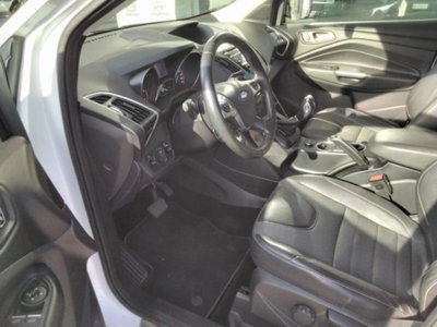 Ford Kuga 2.0 TDCI 150 CV S&S 4WD Titanium X (17)
