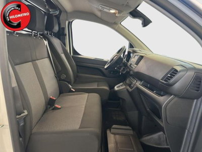 Opel Vivaro Furgone e M 136cv 75kWh vetrato (10)