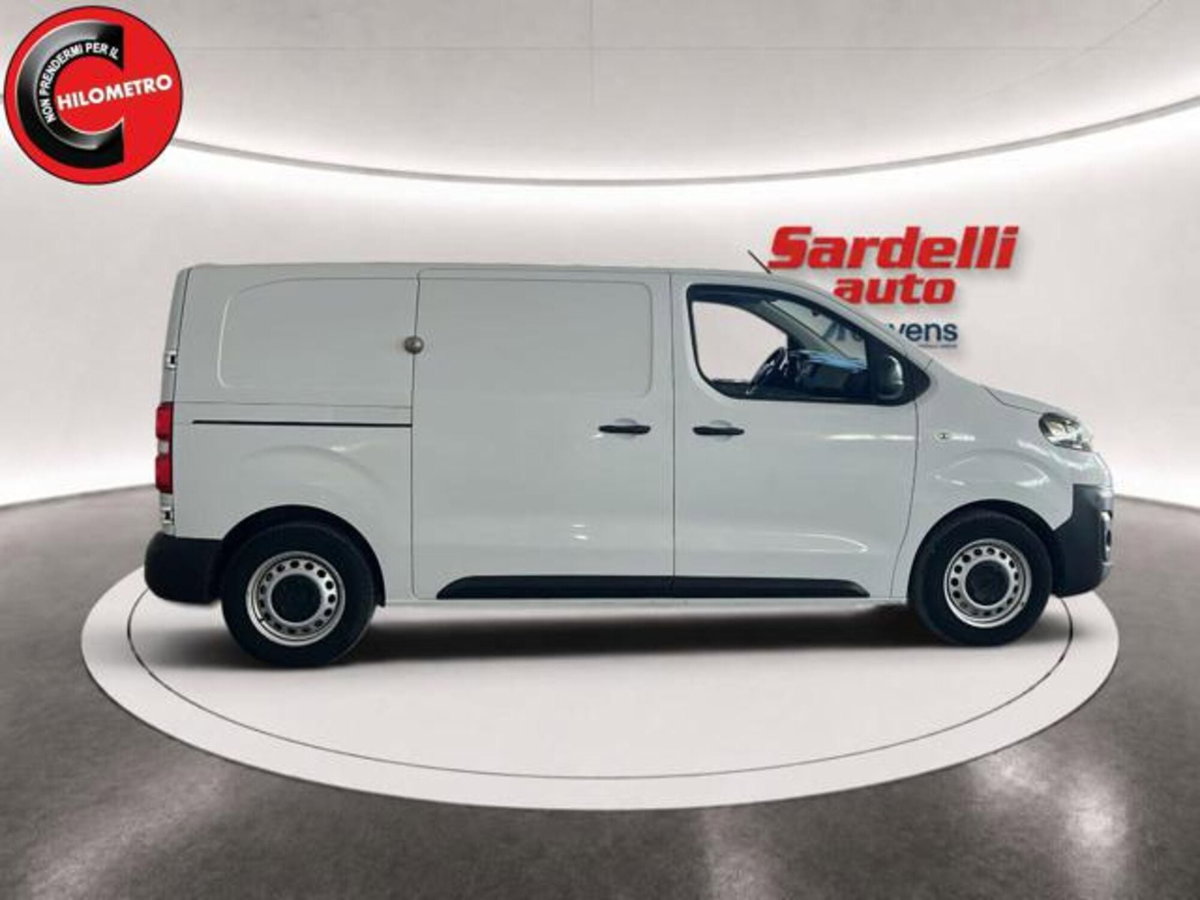 Opel Vivaro Furgone e M 136cv 75kWh vetrato (5)