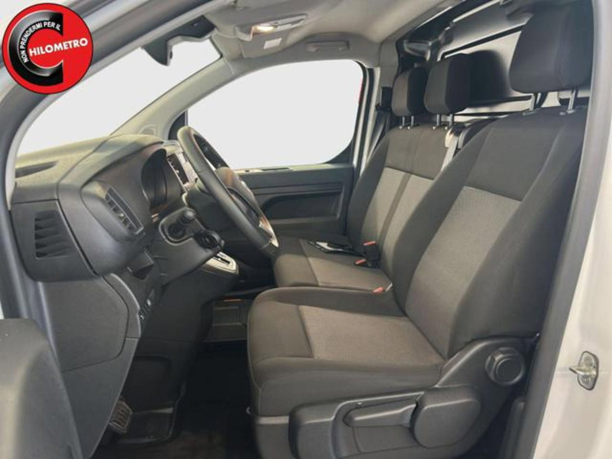 Opel Vivaro Furgone e M 136cv 75kWh vetrato (8)