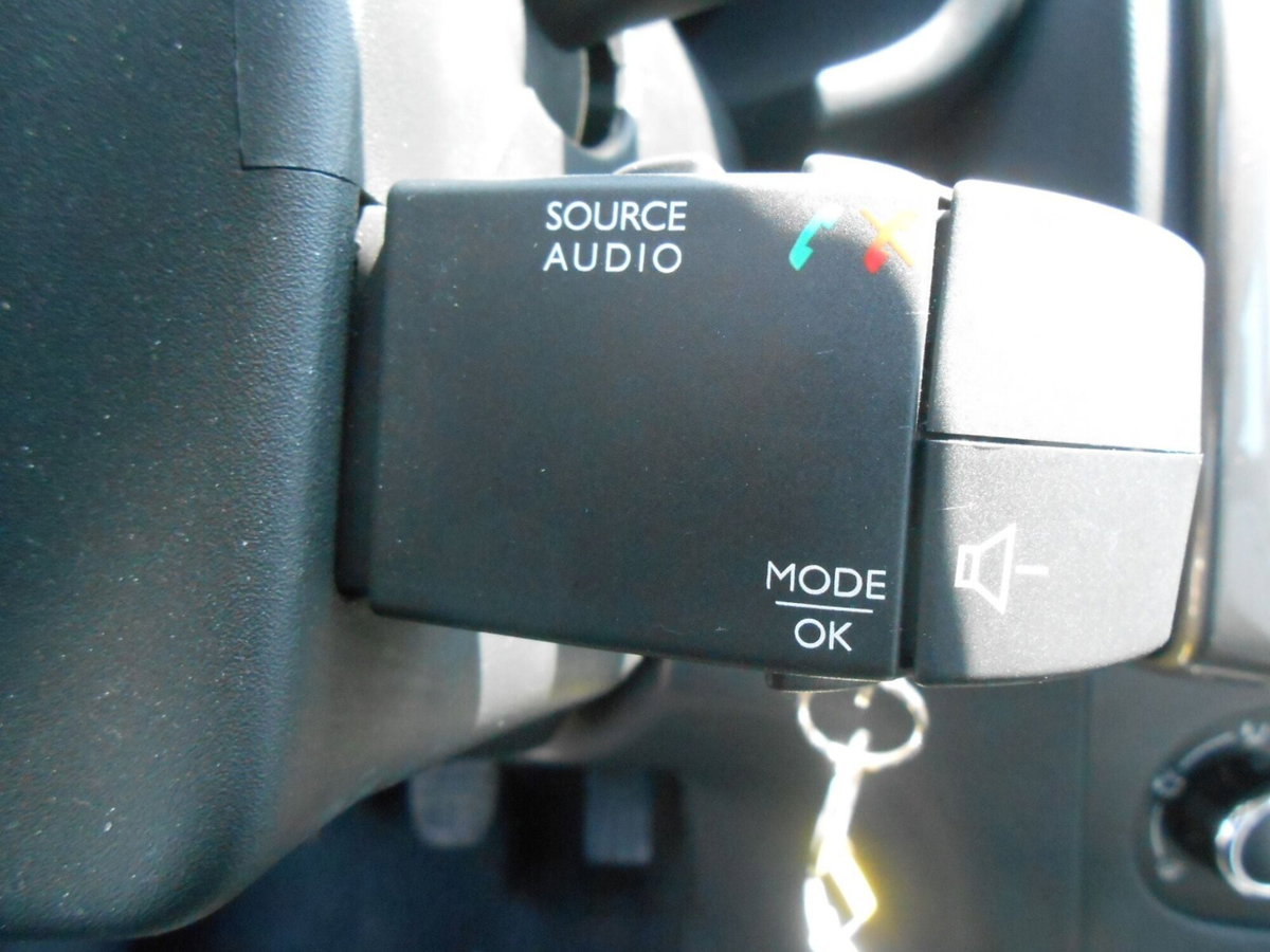 Dacia Sandero Stepway 1.5 dCi 8V 90CV Prestige (13)