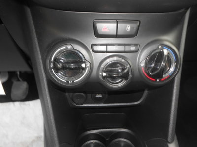 Peugeot 208 BlueHDi 100 Stop&Start 5 porte Allure (13)