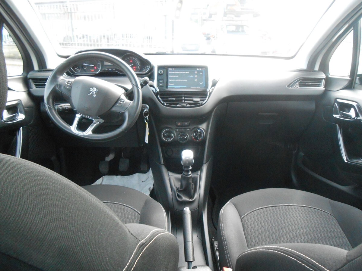Peugeot 208 BlueHDi 100 Stop&Start 5 porte Allure (7)