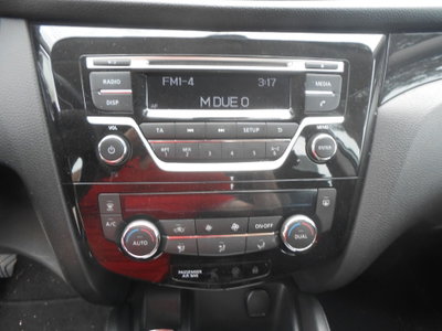 Nissan Qashqai 1.5 dCi Acenta (11)