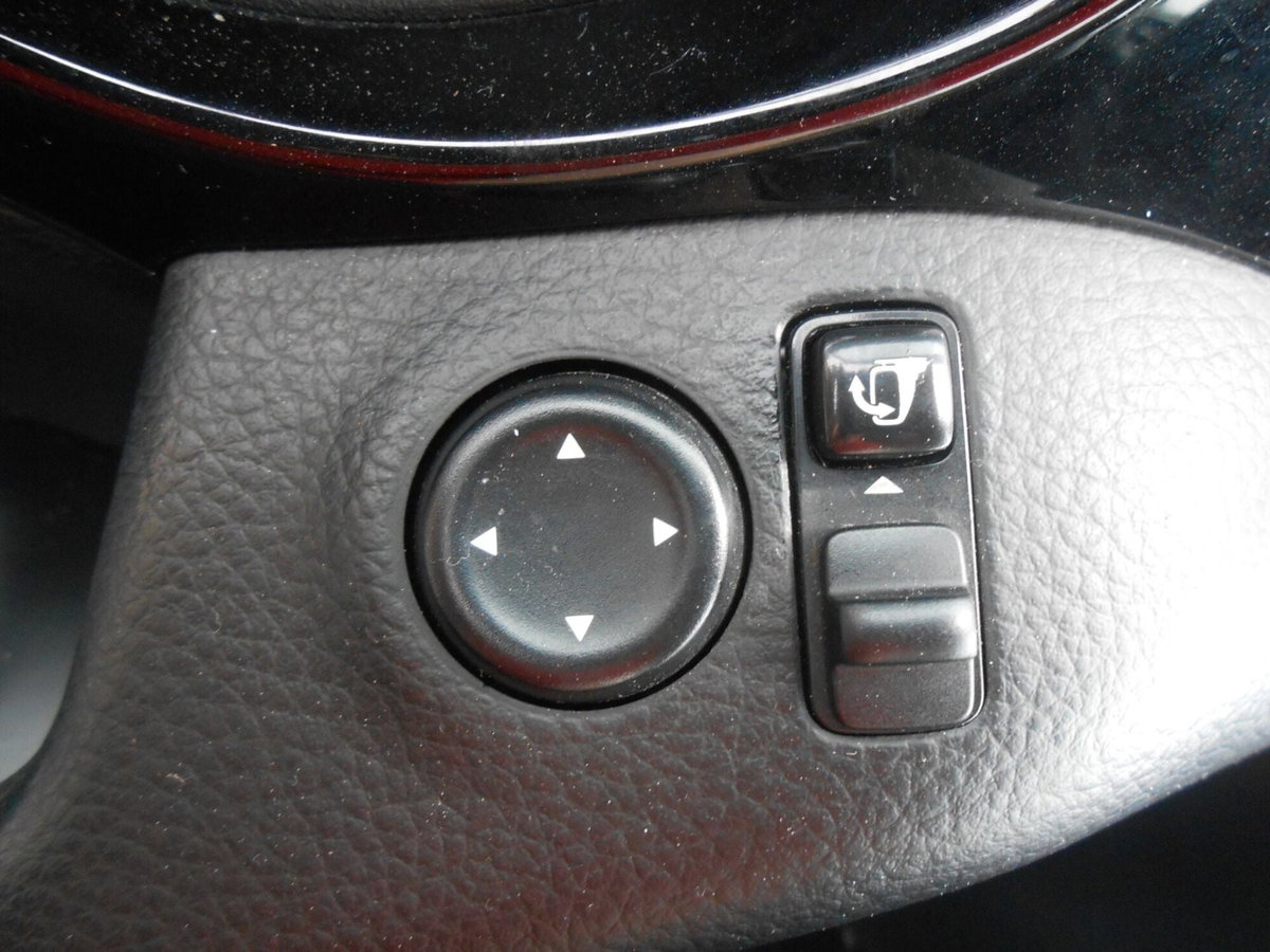 Nissan Qashqai 1.5 dCi Acenta (13)