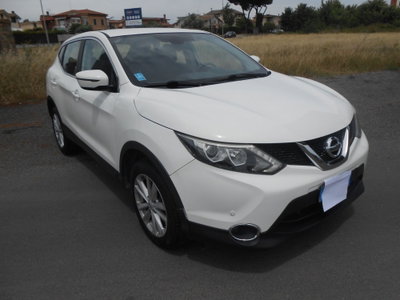 Nissan Qashqai 1.5 dCi Acenta (2)