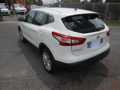 Nissan Qashqai 1.5 dCi Acenta (4)