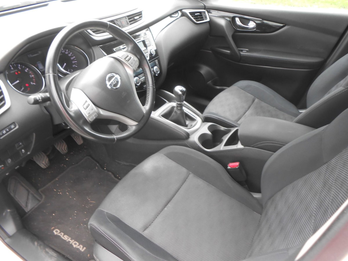 Nissan Qashqai 1.5 dCi Acenta (5)