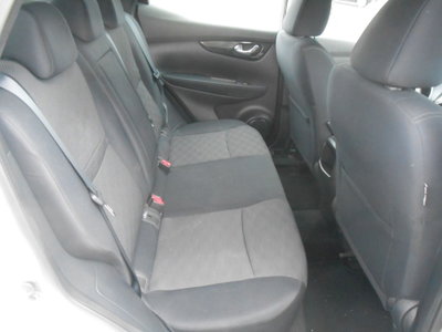 Nissan Qashqai 1.5 dCi Acenta (7)