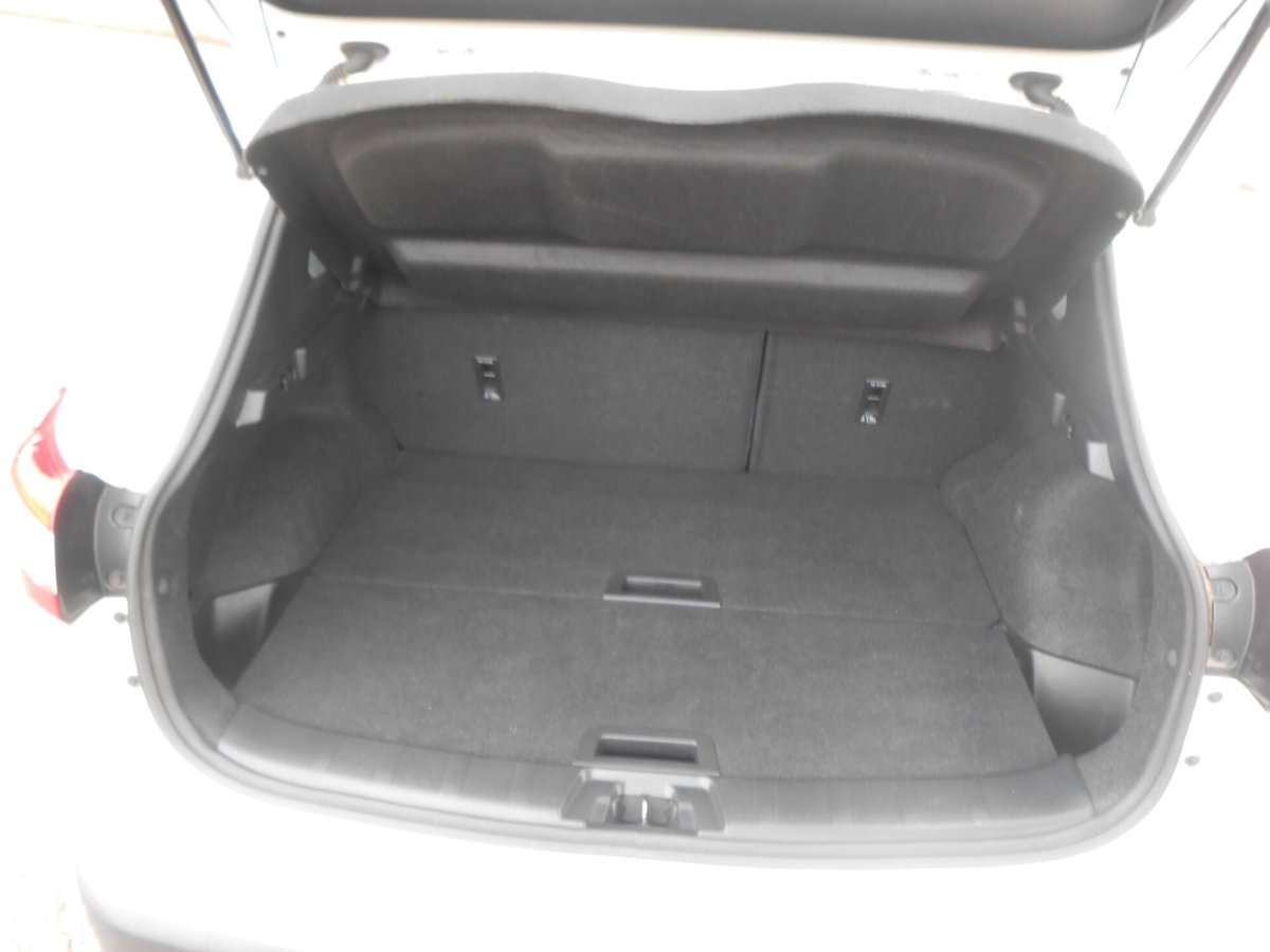 Nissan Qashqai 1.5 dCi Acenta (9)