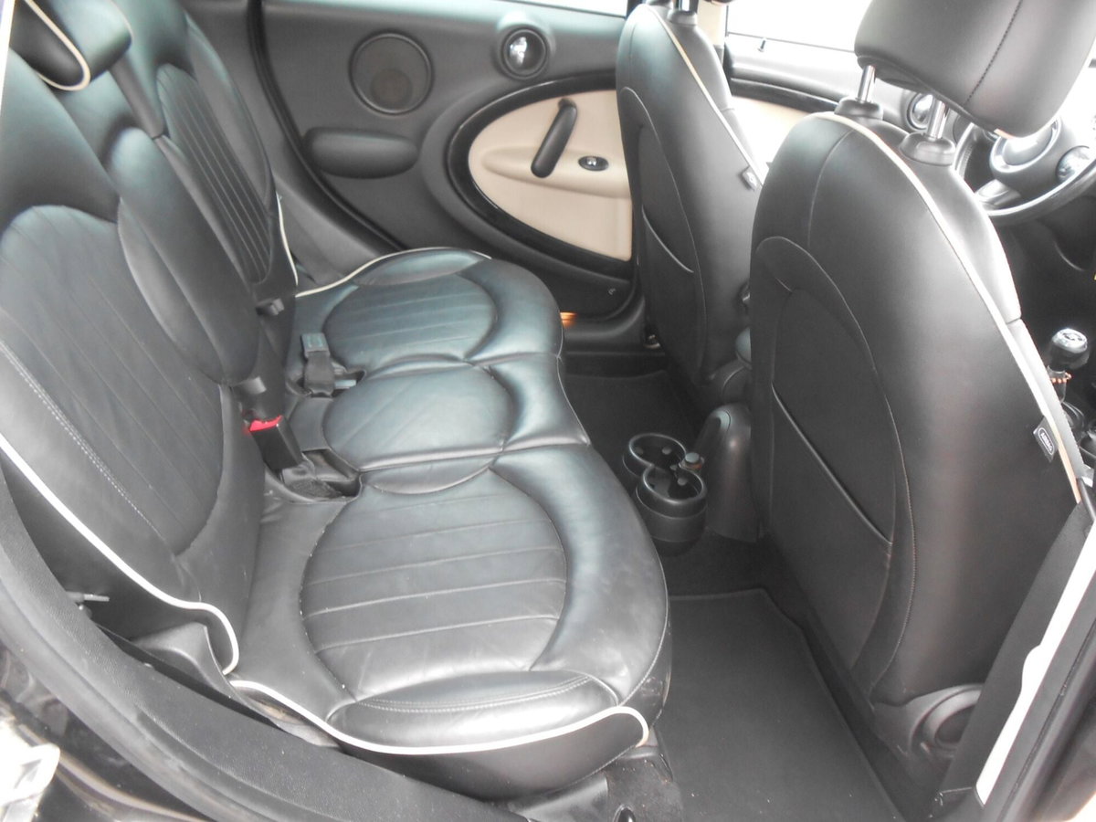 MINI Mini Countryman 1.6 Cooper D Countryman (7)