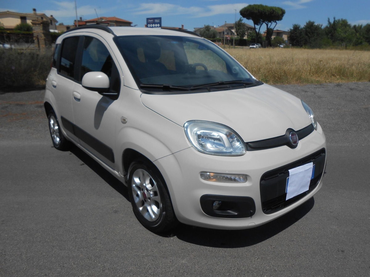 Fiat Panda 1.3 MJT 95 CV S&S Lounge (2)