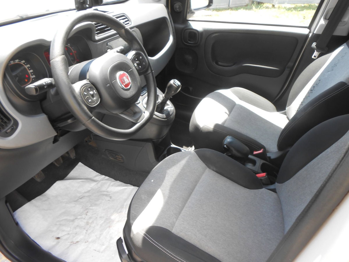 Fiat Panda 1.3 MJT 95 CV S&S Lounge (5)