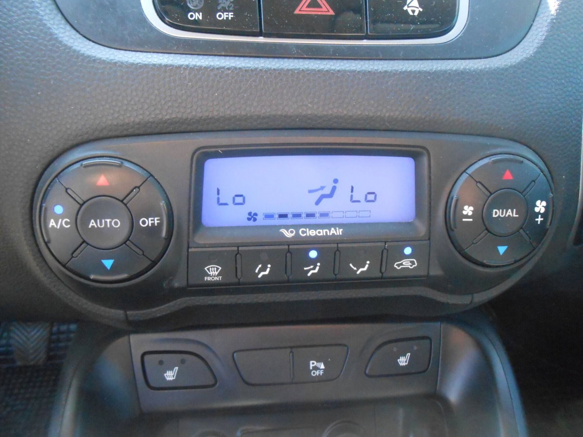 Hyundai ix35 2.0 CRDi 2WD Comfort (12)