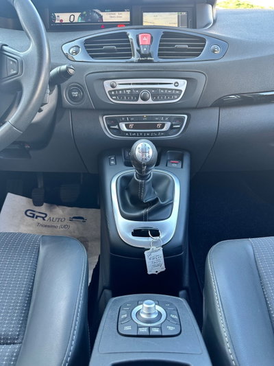 Renault Scenic E-Tech Electric 1.5 dCi 110CV Dynamique (16)
