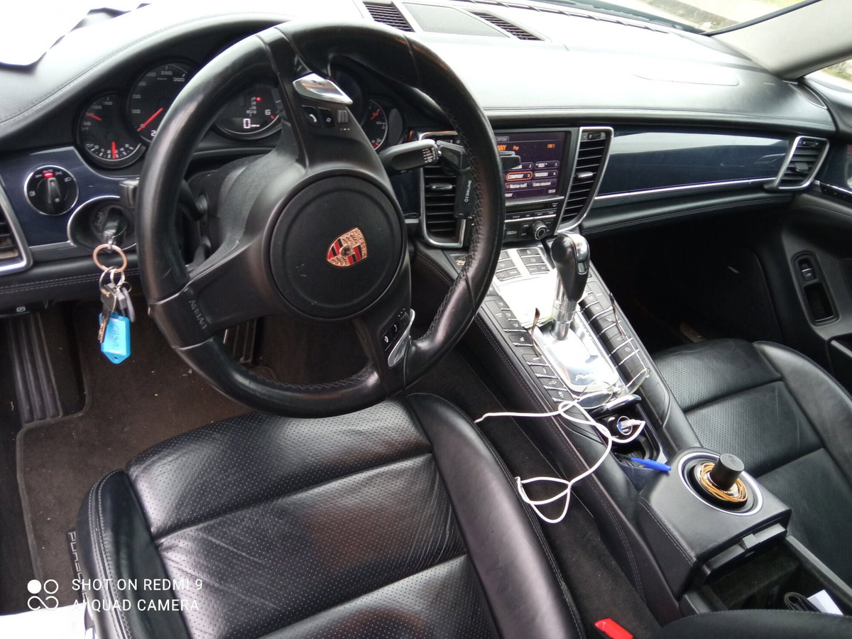 Porsche Panamera 3.0 Diesel Platinum Edition (13)