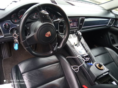 Porsche Panamera 3.0 Diesel Platinum Edition (13)