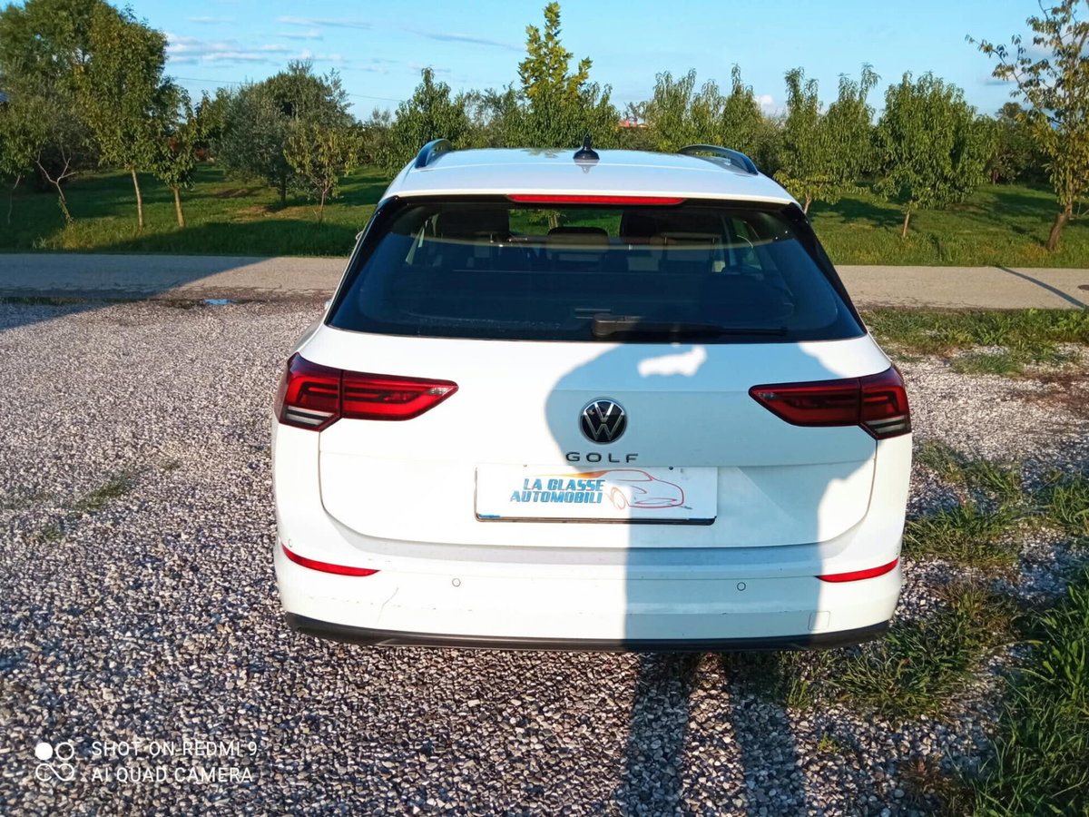 Volkswagen Golf Variant 2.0 TDI SCR DSG Life (6)