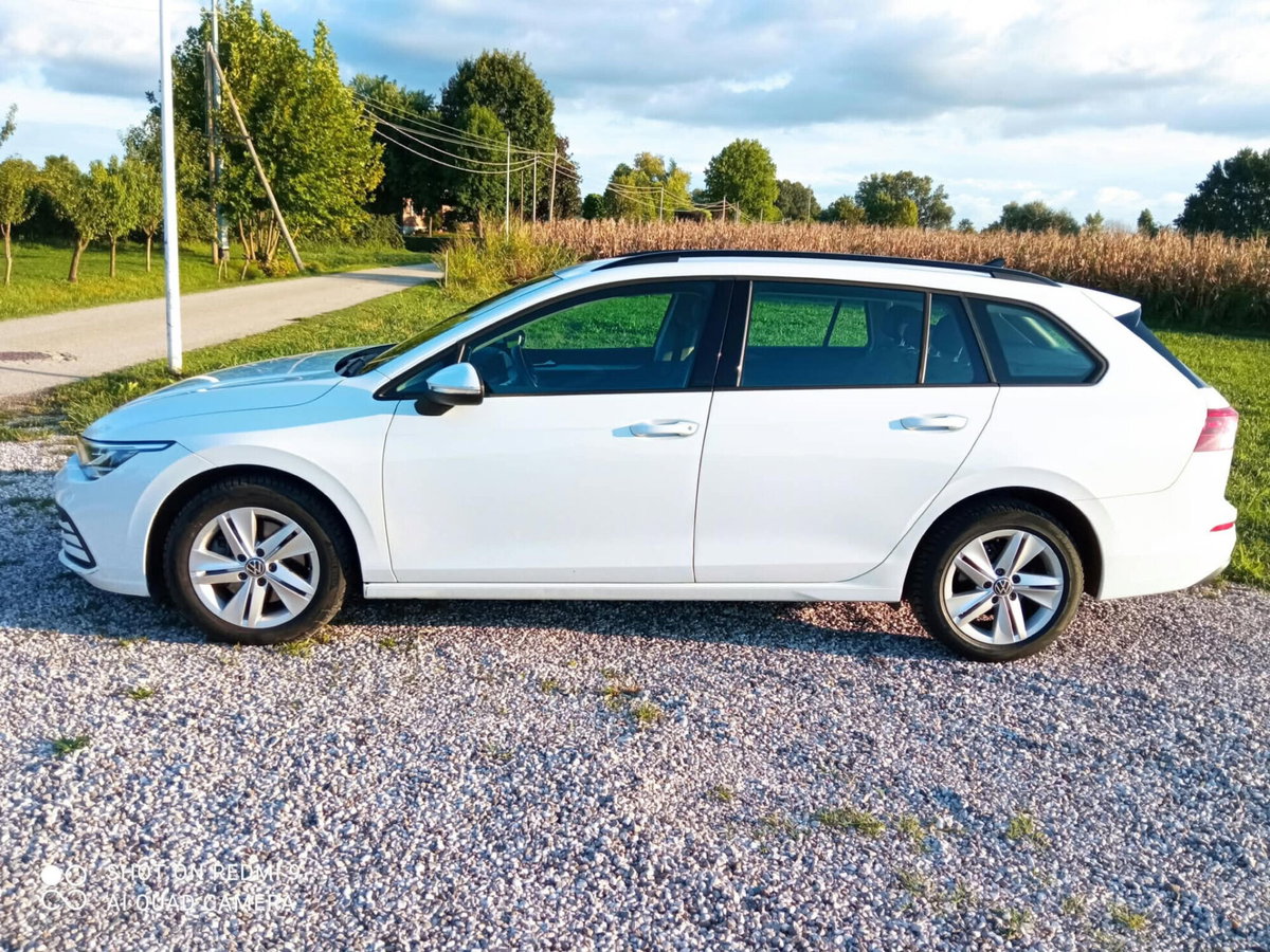 Volkswagen Golf Variant 2.0 TDI SCR DSG Life (8)