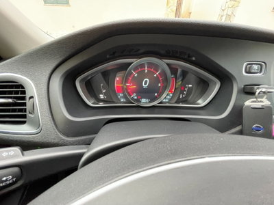 Volvo V40 Cross Country D2 1.6 Kinetic (20)