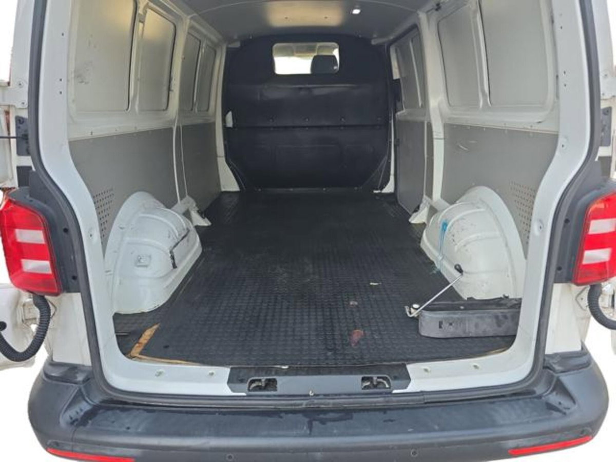 Volkswagen Veicoli Commerciali Transporter Furgone 2.0 TDI 150CV DSG PL Furgone (17)