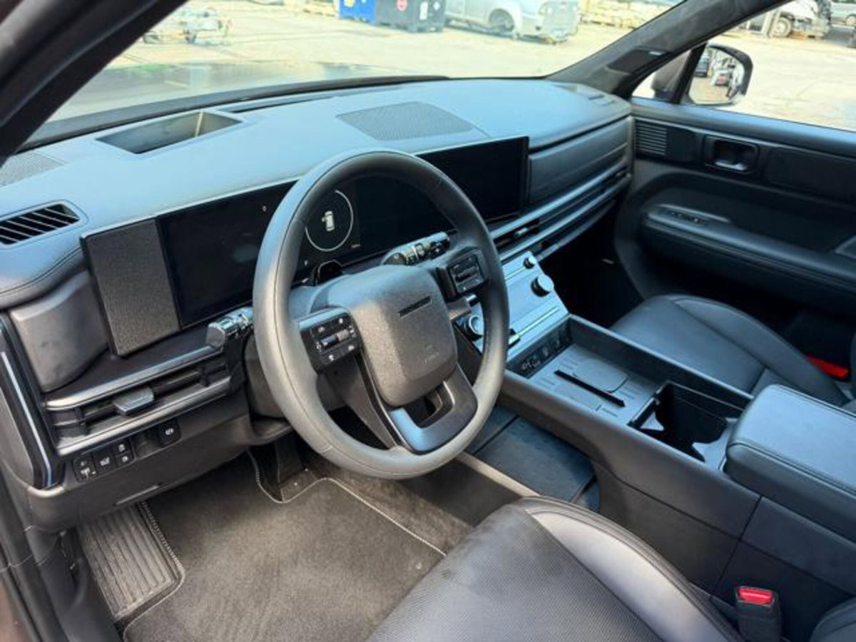 Hyundai Santa Fe 1.6 t-gdi phev XClass Bose&Tech 4wd at 7p.ti (11)
