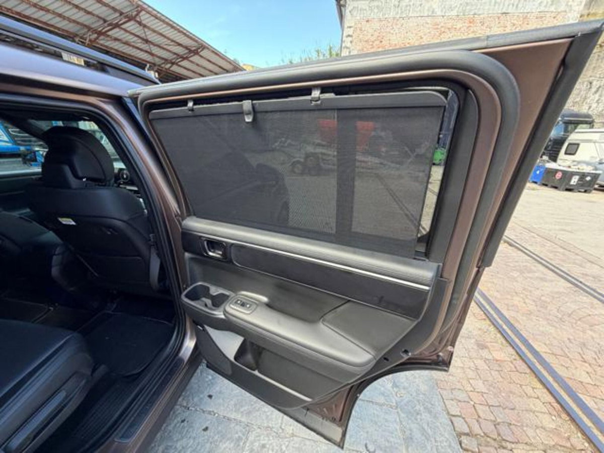 Hyundai Santa Fe 1.6 t-gdi phev XClass Bose&Tech 4wd at 7p.ti (17)