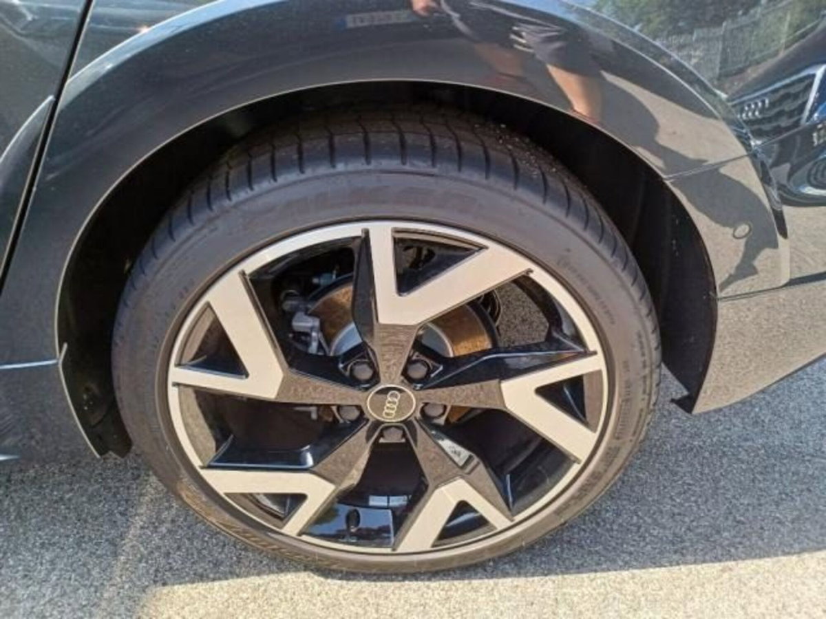 Audi A3 allstreet 2.0 tdi Identity Contrast 150cv s-tronic (20)