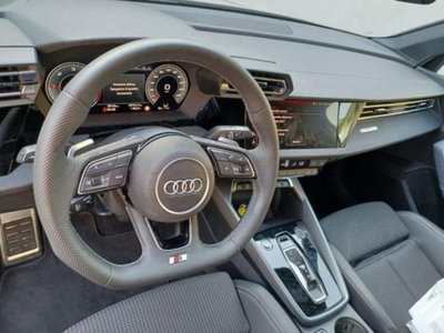 Audi A3 allstreet 2.0 tdi Identity Contrast 150cv s-tronic (4)