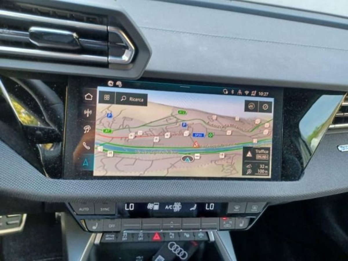 Audi A3 allstreet 2.0 tdi Identity Contrast 150cv s-tronic (6)