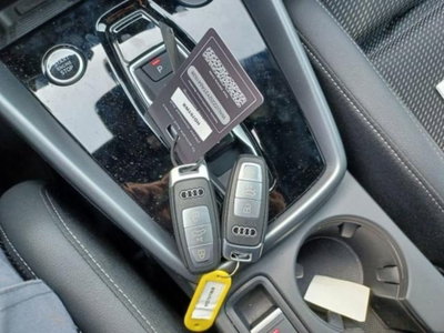 Audi A3 allstreet 2.0 tdi Identity Contrast 150cv s-tronic (7)